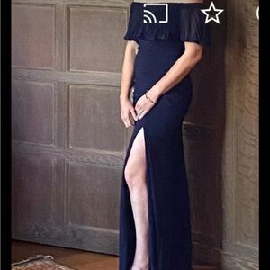 Elegant Navy Blue Evening Gown